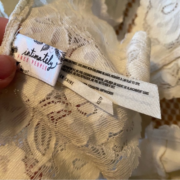 Free People • Lace Galloon Racerback Bralette in Cream - Picture 7 of 8